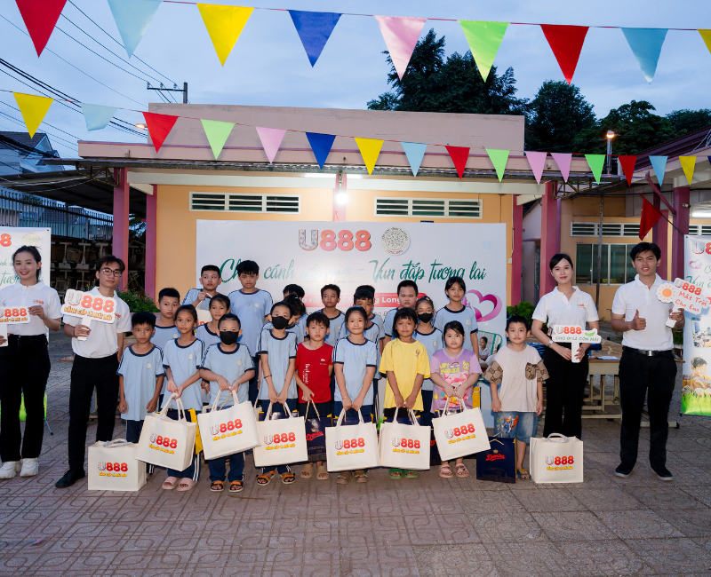 Lớp Học Tình Thương Long Bình